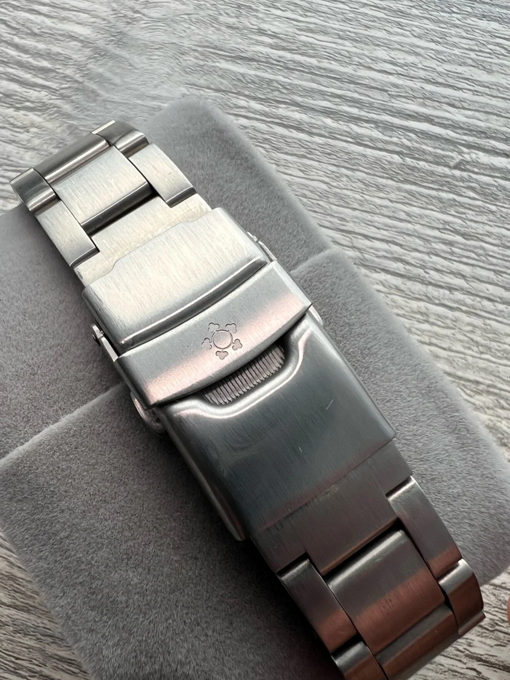 Cortebert Stainless Steel Dive Watch with Green Bezel